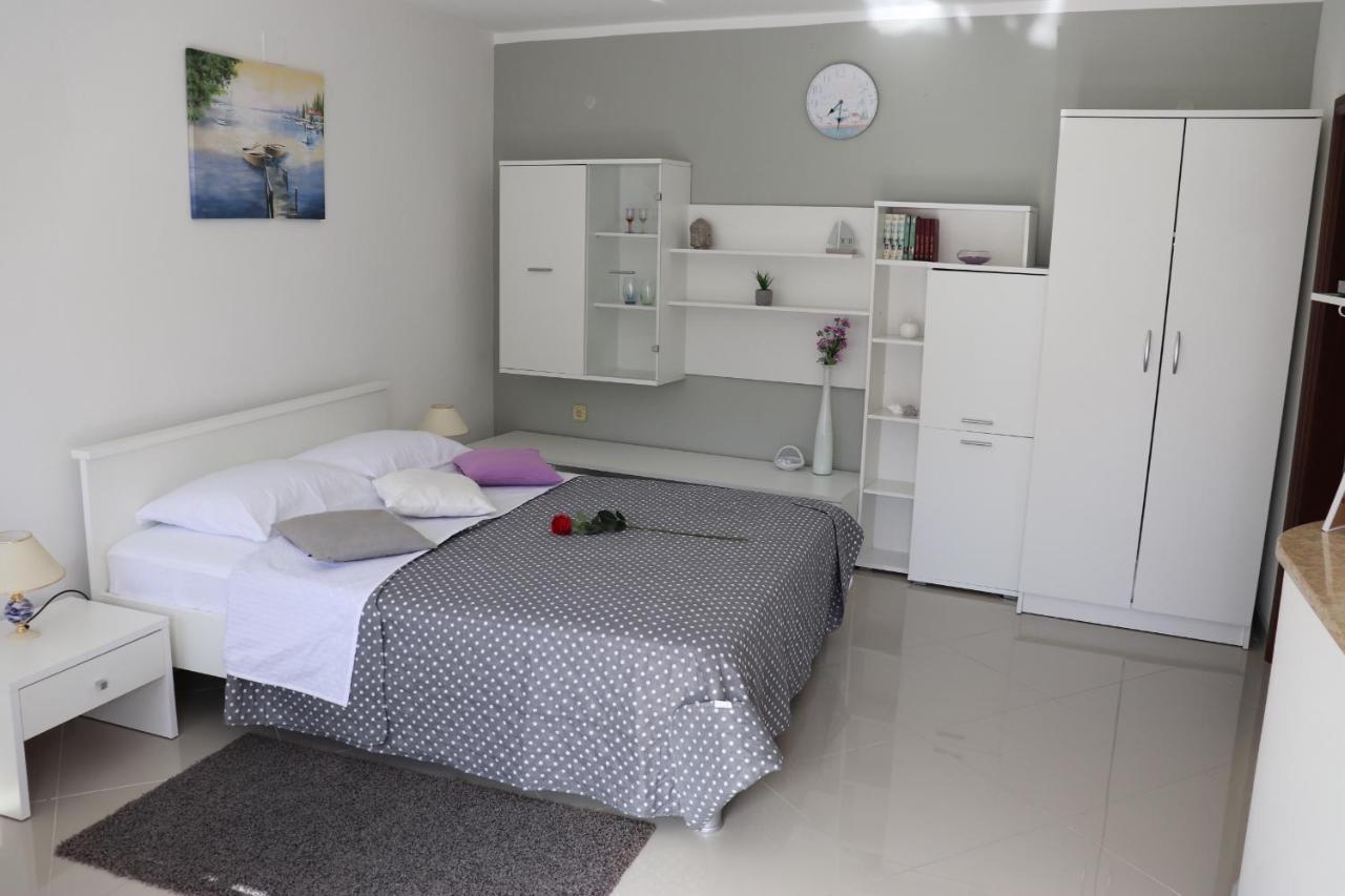 An Amazing Studio Apartment Premantura Dış mekan fotoğraf